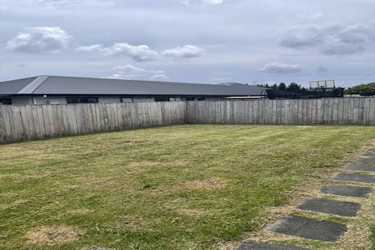 Photo of property in 120 Matua Road, Huapai, Kumeu, 0810