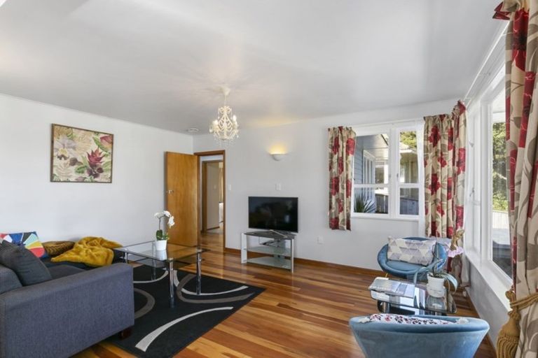 Photo of property in 9 Ahuriri Street, Strathmore Park, Wellington, 6022