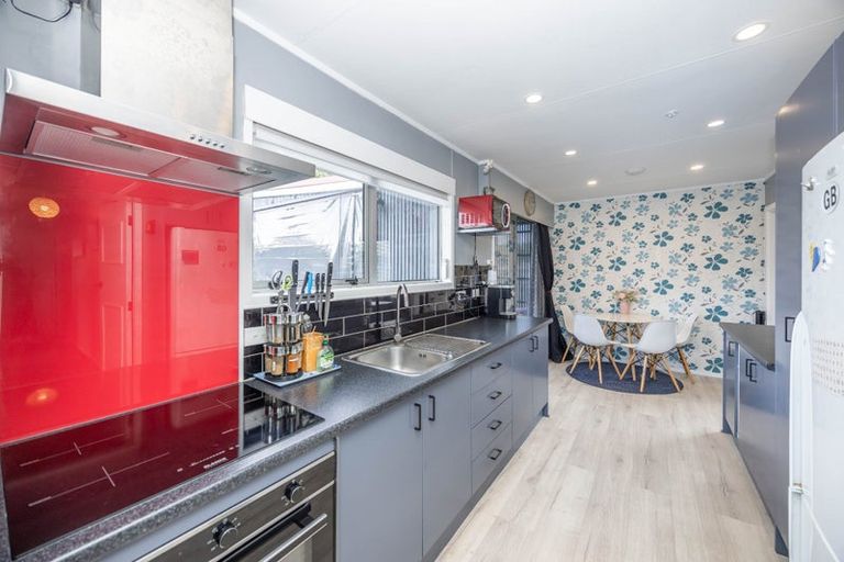 Photo of property in 56 Karen Crescent, Dinsdale, Hamilton, 3204