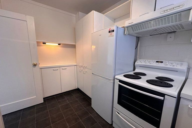 Photo of property in 9/24 Shrewsbury Street, Merivale, Christchurch, 8014