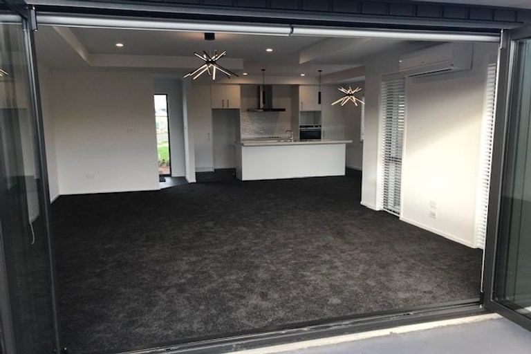 Photo of property in 25 Kotiate Street, Papamoa Beach, Papamoa, 3118