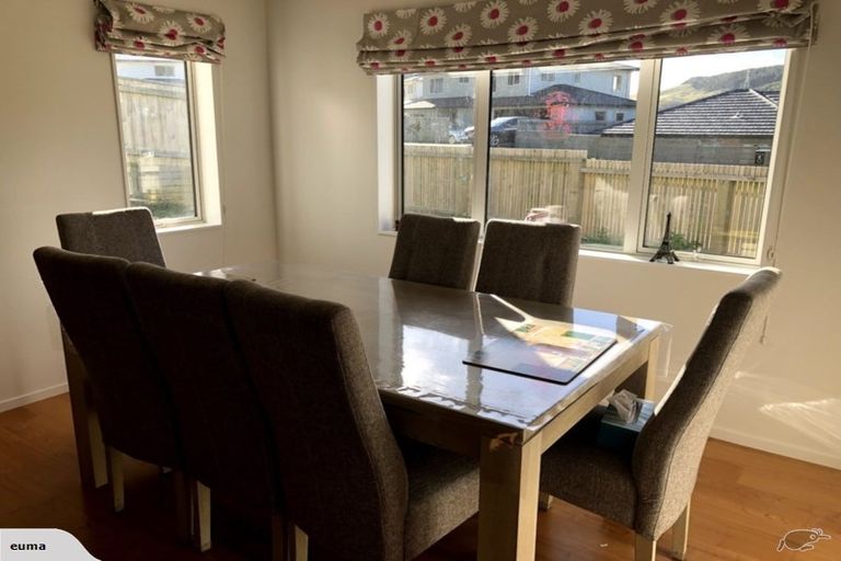 Photo of property in 5 Gatley Grove, Churton Park, Wellington, 6037