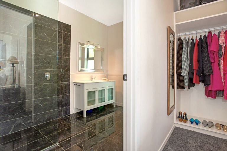 Photo of property in 9 Grant Road, Whataupoko, Gisborne, 4010