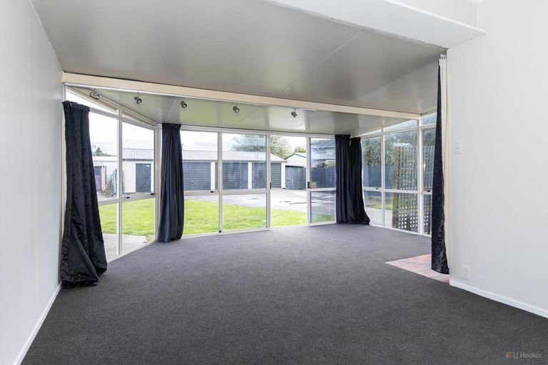 Photo of property in 6 Michael Street, Waimate, 7924