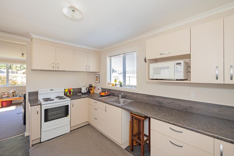 Photo of property in 18 Derwent Street, Oamaru North, Oamaru, 9400