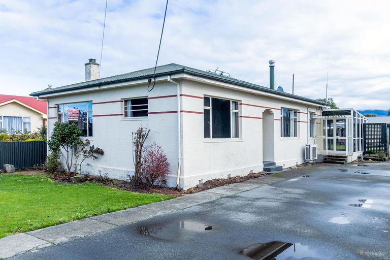 Photo of property in 6 Michael Street, Waimate, 7924