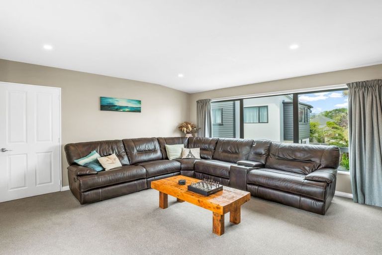 Photo of property in 8b Broadbent Street, Riccarton, Christchurch, 8041
