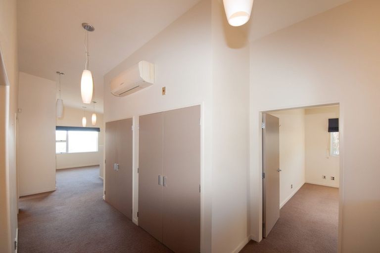 Photo of property in 3 Sedgley Grove, Churton Park, Wellington, 6037