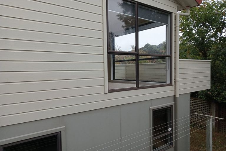 Photo of property in 32b Sailmaker Close, Whitby, Porirua, 5024