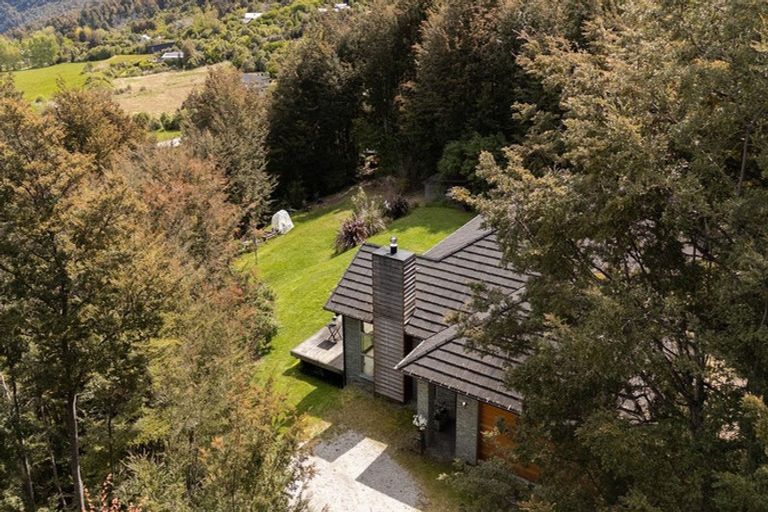 Photo of property in 7 Tall Tree Lane, Mount Creighton, Queenstown, 9371