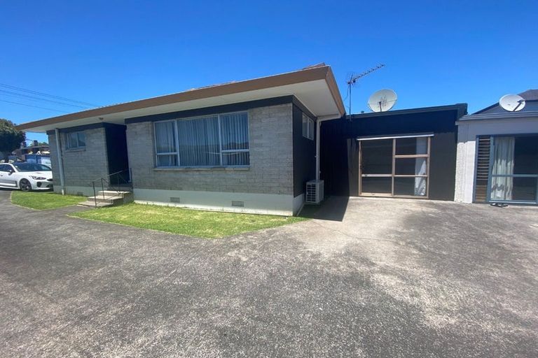 Photo of property in 1/32 Hayward Road, Papatoetoe, Auckland, 2025