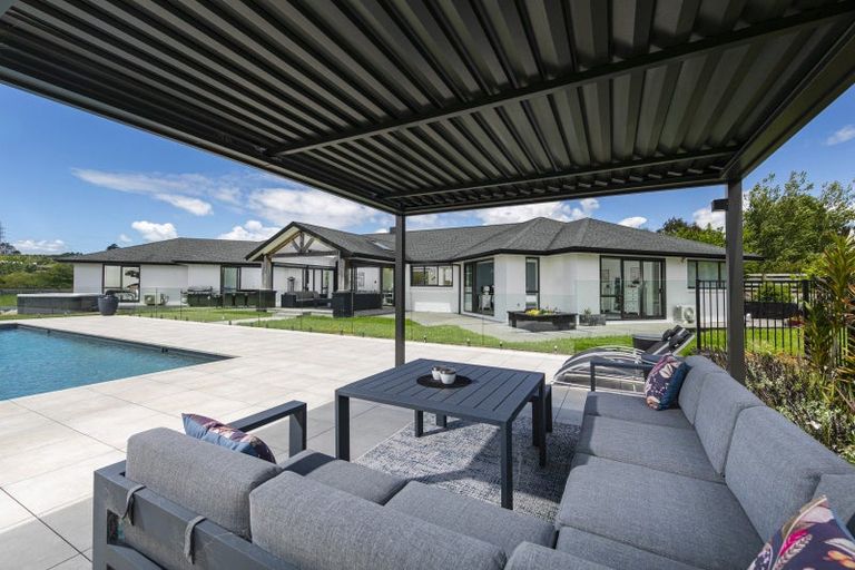 Photo of property in 13 Oak Valley Road, Dairy Flat, Albany, 0792