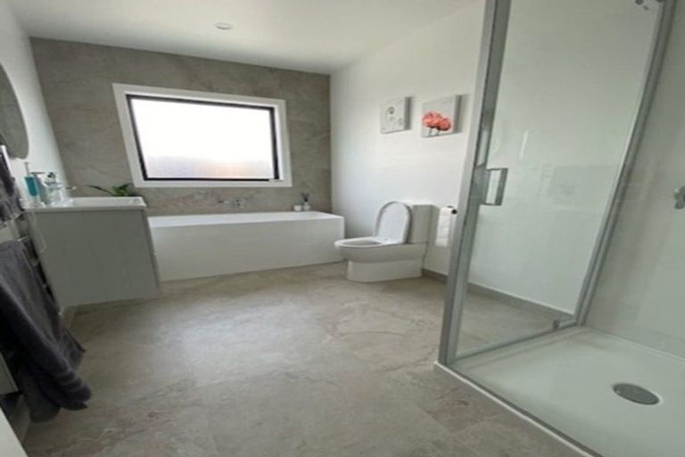 Photo of property in 19 Cassin Place, Taradale, Napier, 4112