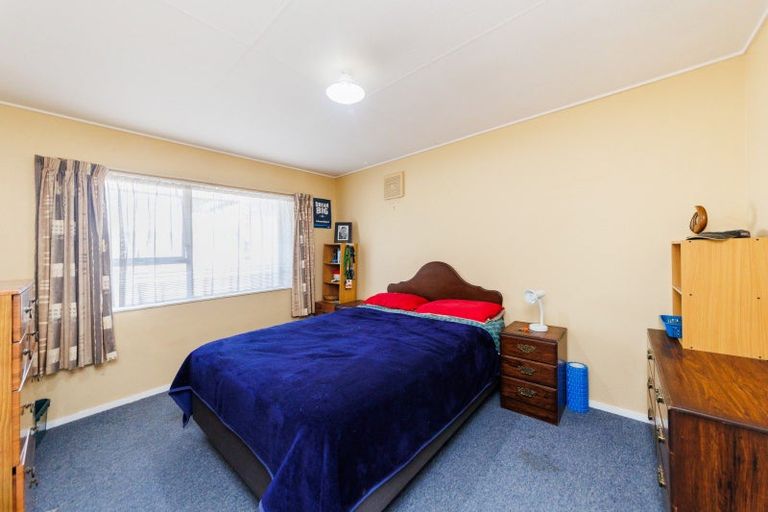 Photo of property in 34 Geraldine Crescent, Cloverlea, Palmerston North, 4412