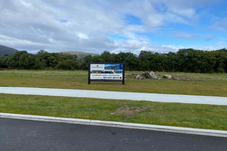 Photo of property in 58 Seven Oaks Drive, Kinloch, Taupo, 3377