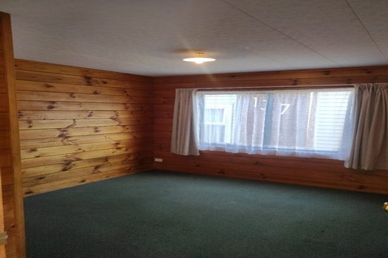 Photo of property in 1/137 Rosier Road, Glen Eden, Auckland, 0602