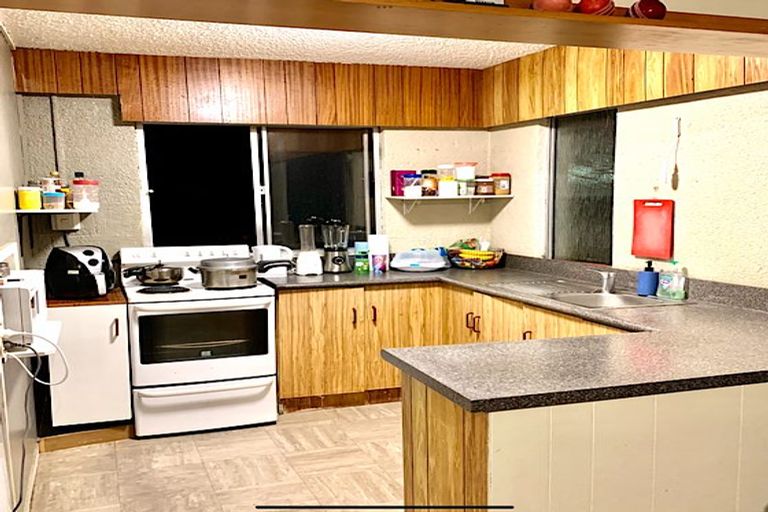 Photo of property in 6 Dudding Avenue, Northcote, Auckland, 0627