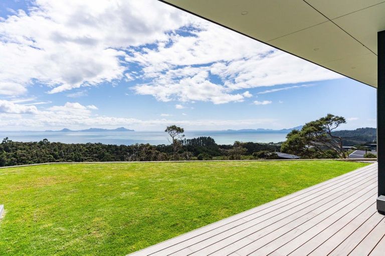 Photo of property in 114 The Ridge, Langs Beach, Waipu, 0582