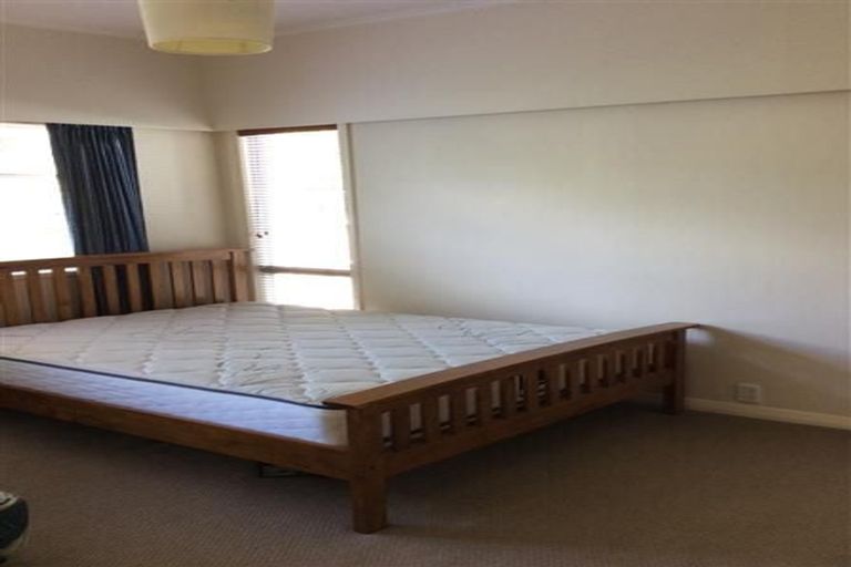 Photo of property in 13 Mahoe Street, Eastbourne, Lower Hutt, 5013