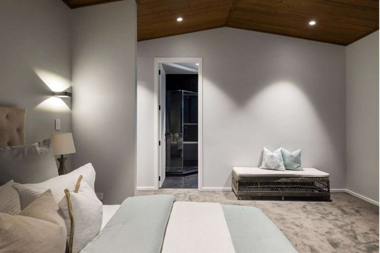 Photo of property in 3 Picnic Point Road, Hobsonville, Auckland, 0616