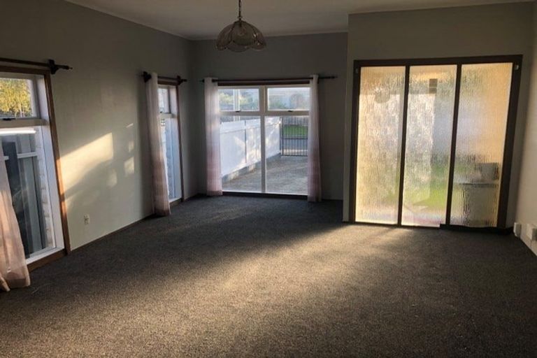 Photo of property in 19 Charleston Avenue, Boulcott, Lower Hutt, 5011