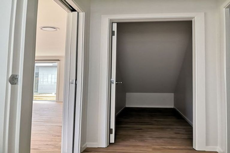 Photo of property in 1b Porutu Street, Fairfield, Lower Hutt, 5011