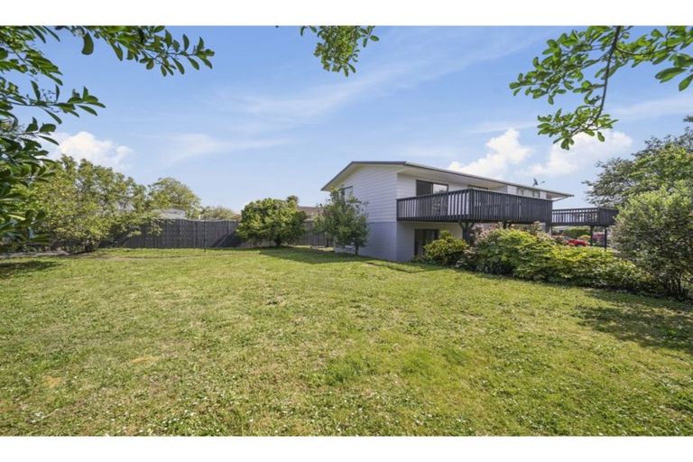 Photo of property in 6 Noble Street, Waiuku, 2123