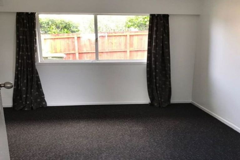 Photo of property in 1/141 Birkdale Road, Birkdale, Auckland, 0626