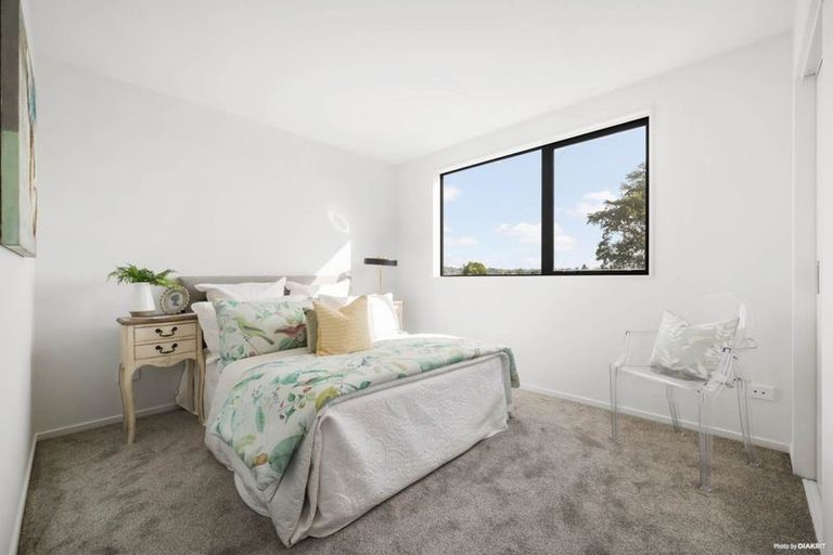 Photo of property in 2/46 Jillian Drive, Ranui, Auckland, 0612