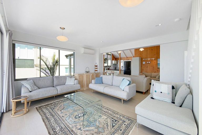 Photo of property in 107 Pohutukawa Crescent, Whangamata, 3620