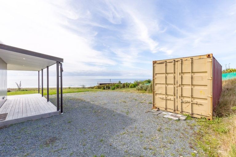 Photo of property in 574 Tora Farm Settlement Road, Tora, Martinborough, 5782