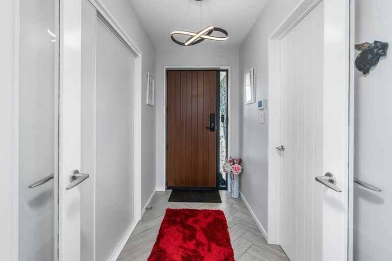 Photo of property in 19 Whitburn Avenue, Halswell, Christchurch, 8025