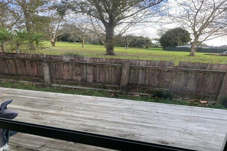 Photo of property in 26 Pooks Road, Ranui, Auckland, 0612