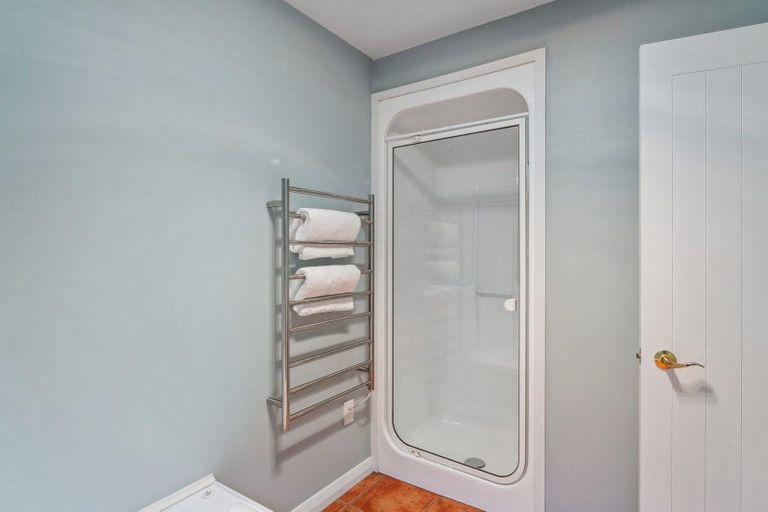 Photo of property in 5 Trevathan Lane, Wanaka, 9305