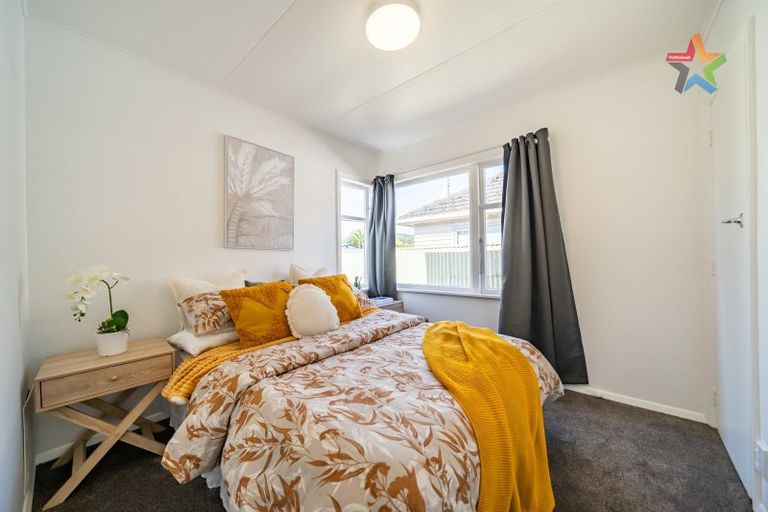 Photo of property in 11 Russell Road, Wainuiomata, Lower Hutt, 5014