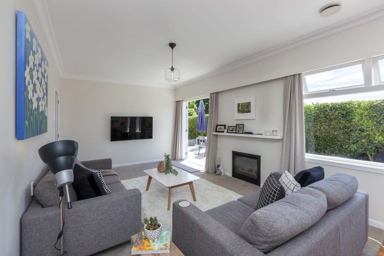 Photo of property in 14 Leybourne Avenue, Waikanae, 5036