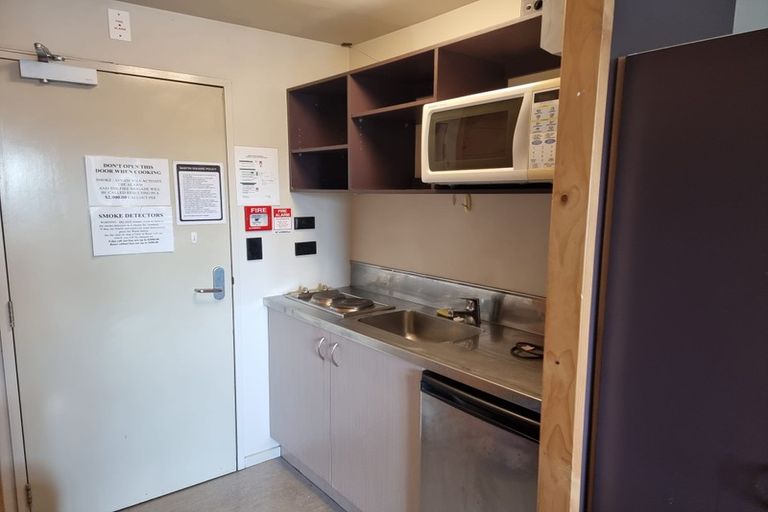 Photo of property in 12 Martin Square, Te Aro, Wellington, 6011