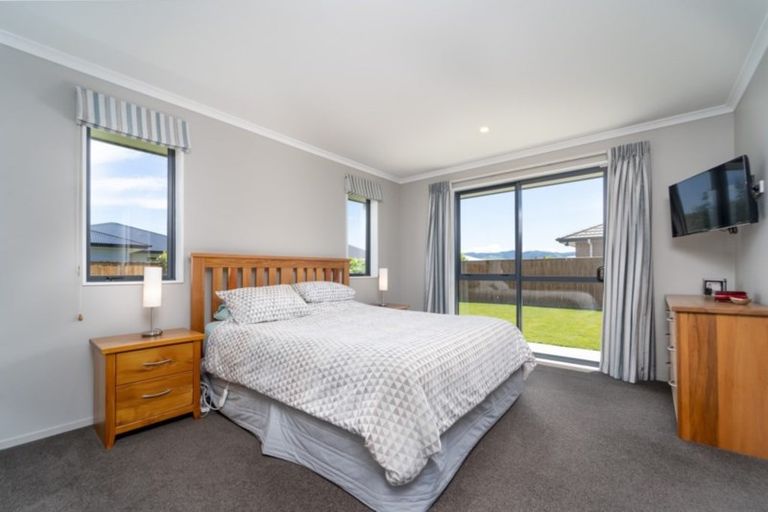 Photo of property in 48 Armstrong Avenue, Carterton, 5713