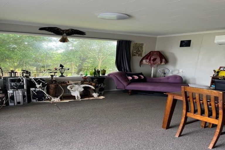 Photo of property in 10 George Street, Waitara, 4320