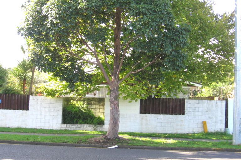 Photo of property in 372 Bucklands Beach Road, Bucklands Beach, Auckland, 2012