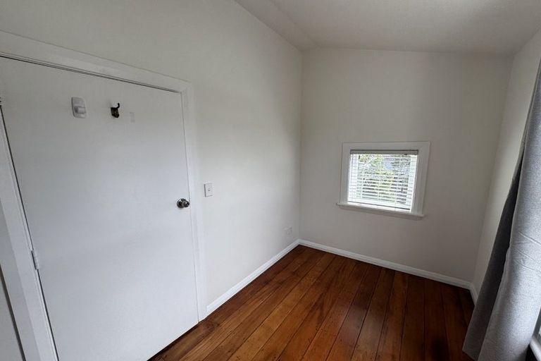 Photo of property in 77 Brougham Street, Mount Victoria, Wellington, 6011