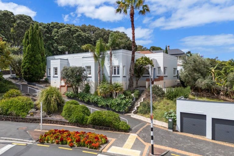 Photo of property in 3/64 Victoria Road, Devonport, Auckland, 0624