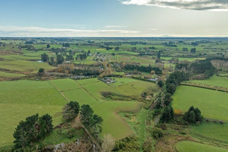 Photo of property in 44 Jacksons Road, Koputaroa, Levin, 5575