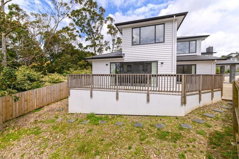 Photo of property in 5 Paitry Place, Swanson, Auckland, 0614