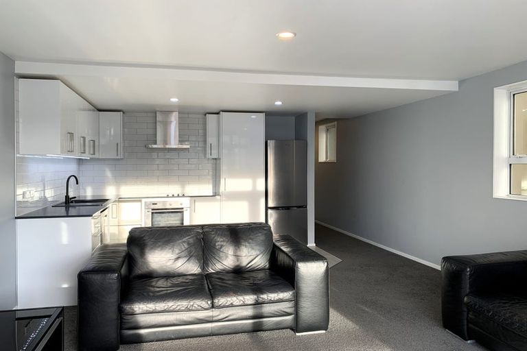 Photo of property in Victoria Villas, 45/35 Pirie Street, Mount Victoria, Wellington, 6011