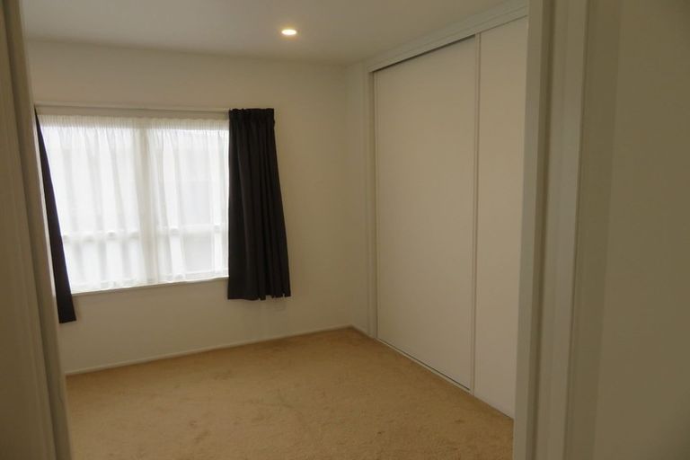 Photo of property in 1/36 Blanes Road, Weymouth, Auckland, 2103