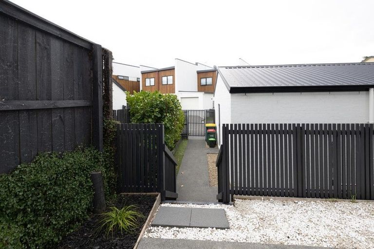 Photo of property in 10 Alexander Willis Crescent, Hobsonville, Auckland, 0616