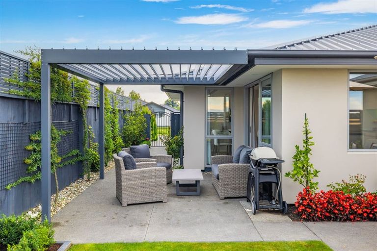 Photo of property in 49 Westpark Boulevard, Rangiora, 7400