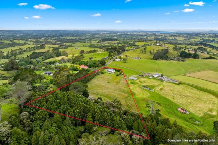 Photo of property in 218 Annandale Road, Kumeu, 0782