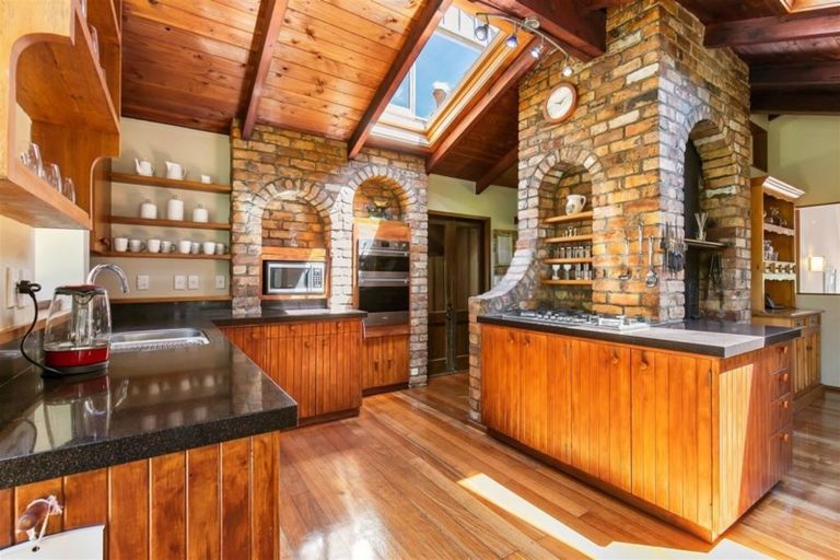 Photo of property in 50 Tram Road, Swanson, Auckland, 0614